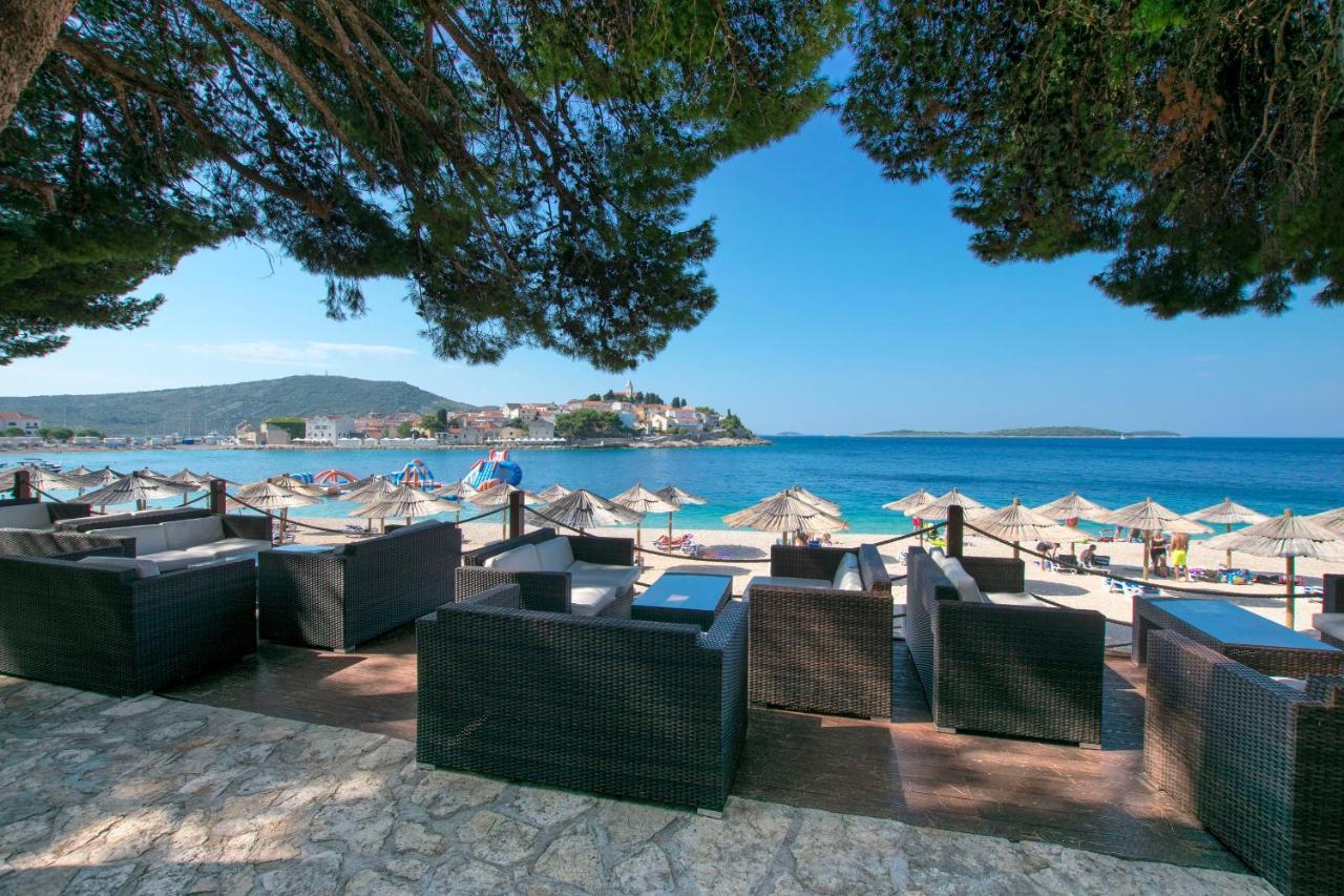 Apartments Mare Primosten Exterior photo